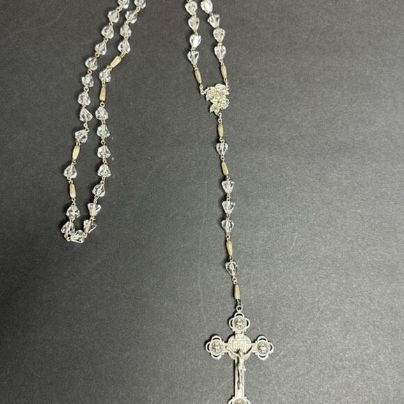Vintage AFCO Sterling Silver Crucifix with Clear Faceted Crystal Beads Rosary - Picture 4 of 10
